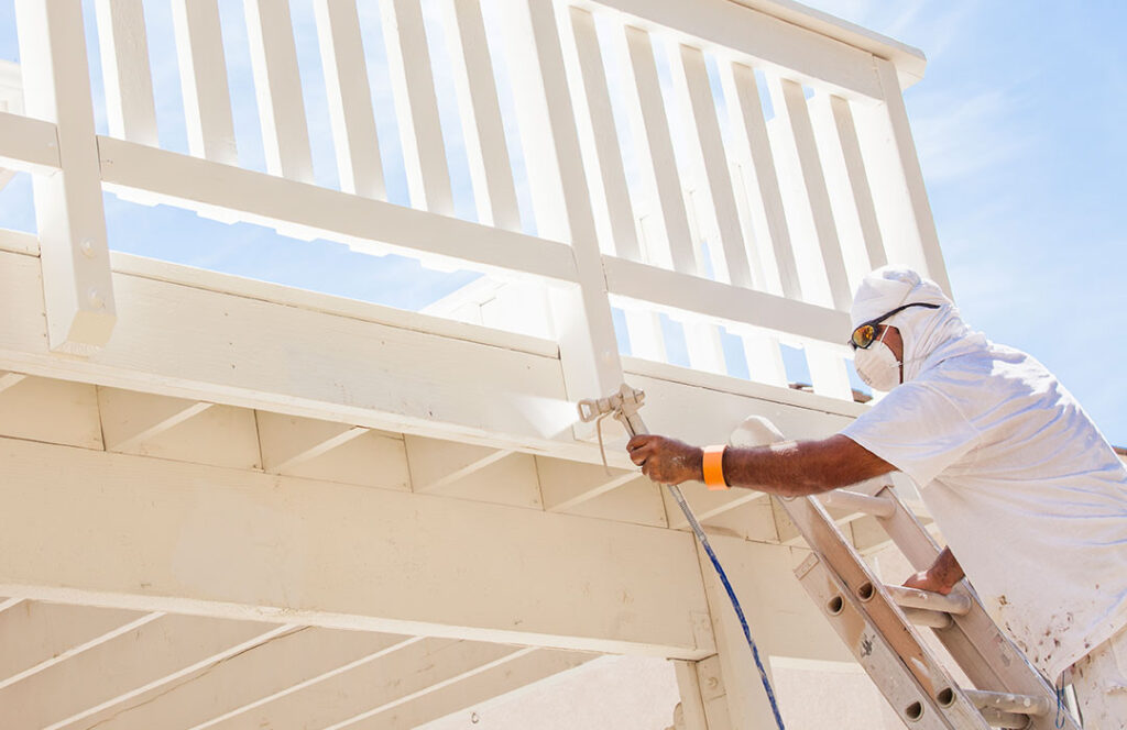 STUCCO REPAIRS AND PAINTING